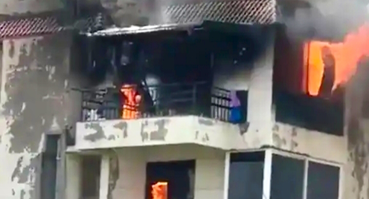 Father, Two Children, Jump To Their Deaths To Escape Fire In Seventh Floor Flat In Delhi