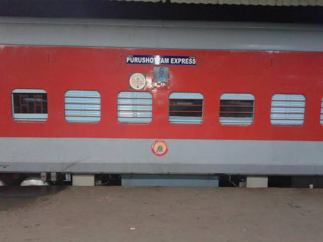 Puri–New Delhi Purushottam Express To Operate From Anand Vihar Instead Of NDLS