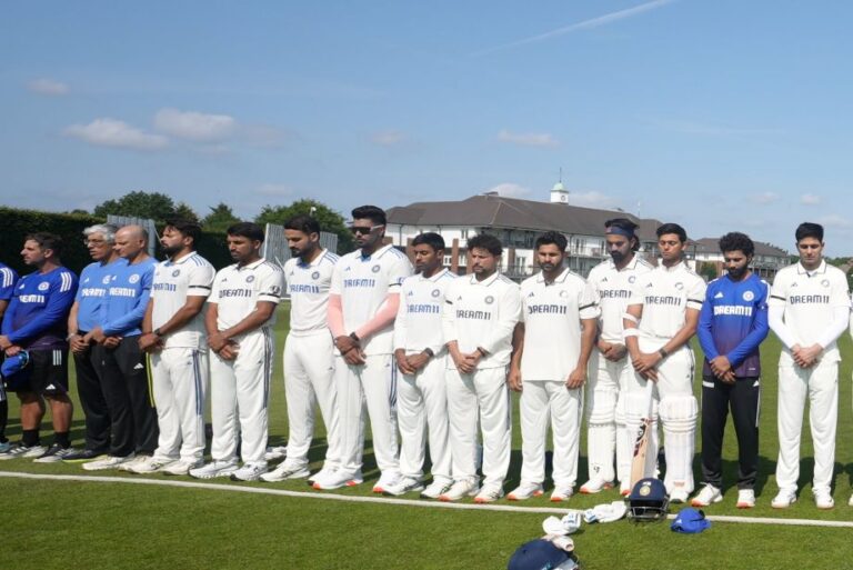 Team India tribute to Ahmedabad crash victims