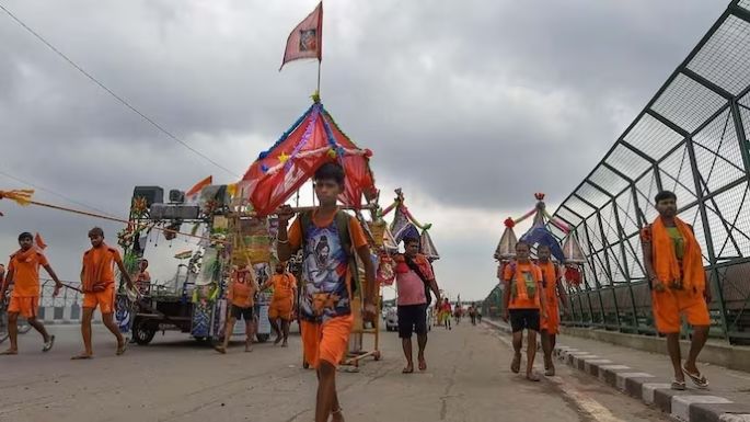 Kanwar yatra QR code directive controversy