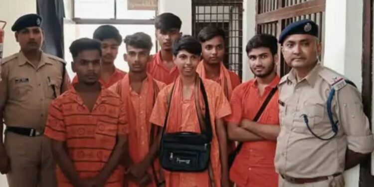 Kanwariyas arrested for assaulting jawan