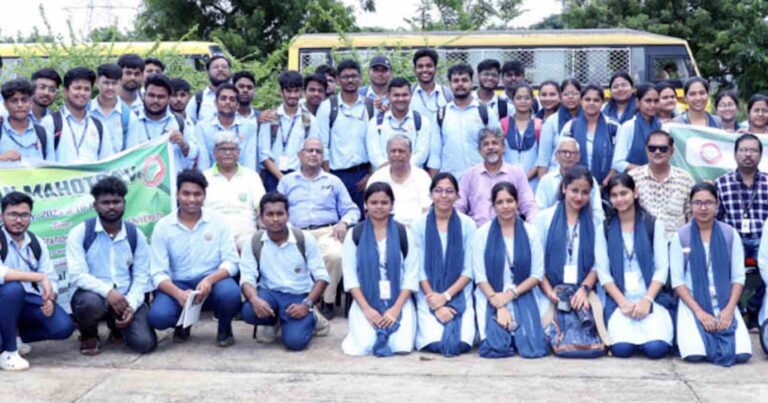 NSS Volunteers Of SOA-Bhubaneswar Undertake ‘Ek Ped Maa Ke Naam 2.0’