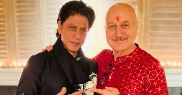 Shah Rukh Khan Is Truly The ‘Last Superstar’: Anupam Kher