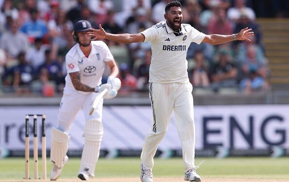 Siraj 6 for 70
