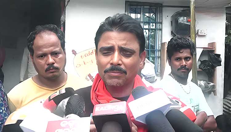 Self-Immolation Victim’s Father Reposes Faith In Odisha Govt, Appeals Against Politicising Her Death