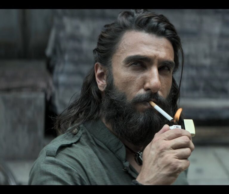 Leaked Video From ‘Dhurandhar’ Sets Shows Ranveer Singh With Pakistani Flag; Netizens Wonder Why