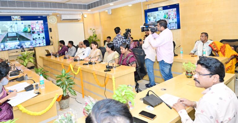 Odisha Govt Confers Suraj Award On 24 Organ Donors Posthumously