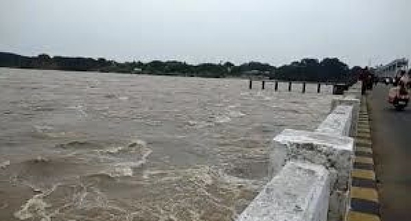 Flood Threat In Odisha As Subarnarekha & Baitarani Breach Danger Mark; 4 More Gates Of Hirakud Opened