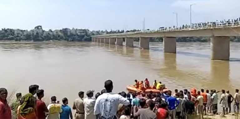 Odisha: 2 Sisters Swept Away In Subarnarekha While Collecting Water For Shravan Puja