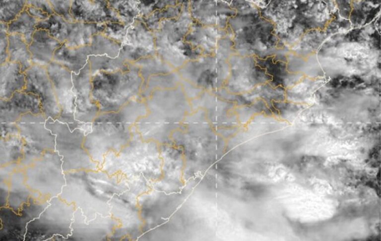 LoPAR Brews Over Bay: Rain May Lash Bhubaneswar, Cuttack & 16 Odisha Dists This Afternoon