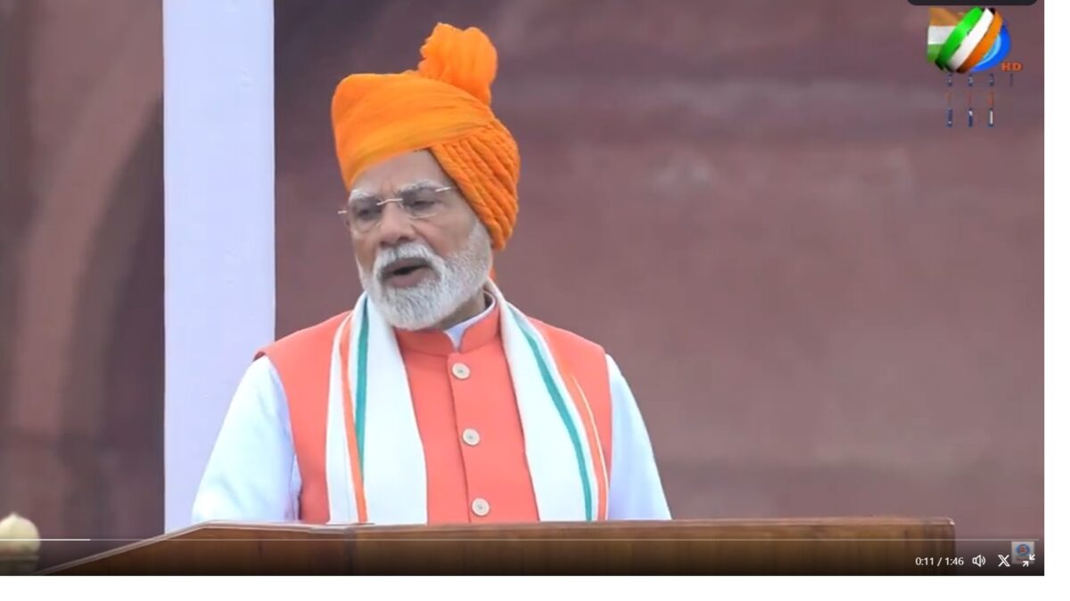 Desperate To Appease Sangh, Breach Of Constitution: Oppn On Modi’s RSS Praise In I-Day Speech