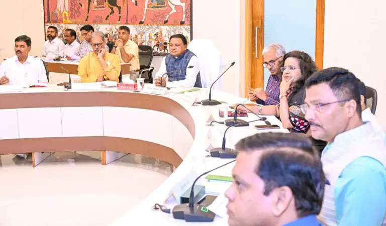 Odisha CM Says No Dearth Of Fertilisers; Warns Of Strict Action Against Black Marketing