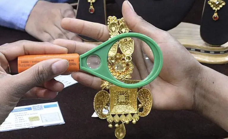 8 Jewellers, 7 Petro Pumps Taken To Task For Defrauding Customers: Odisha Min