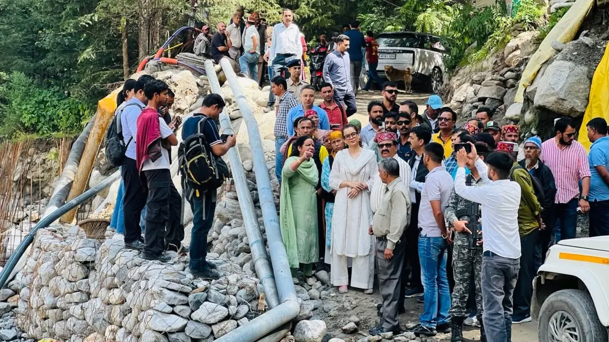 ‘My Cafe Made Only Rs 50 Yesterday’: Kangana Ranaut Stuns Everyone With Peculiar Reply On Flood Situation In Himachal