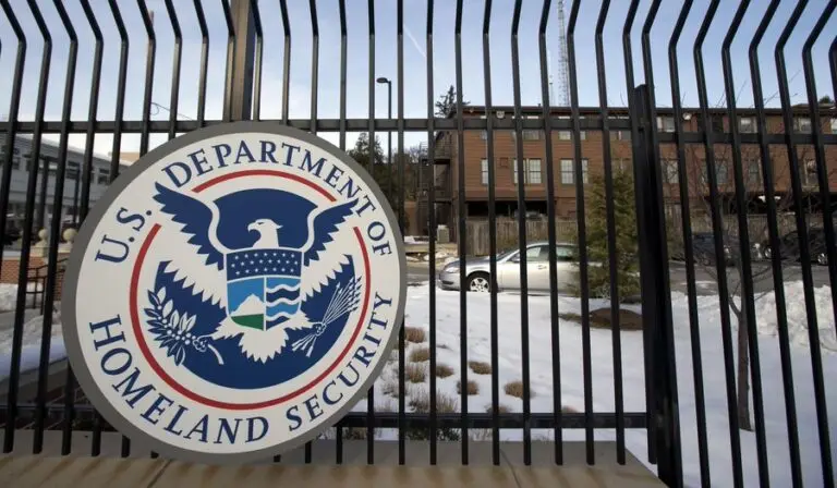 US Grants Special Powers To USCIS, Intensifies Crackdown On Illegal Immigration