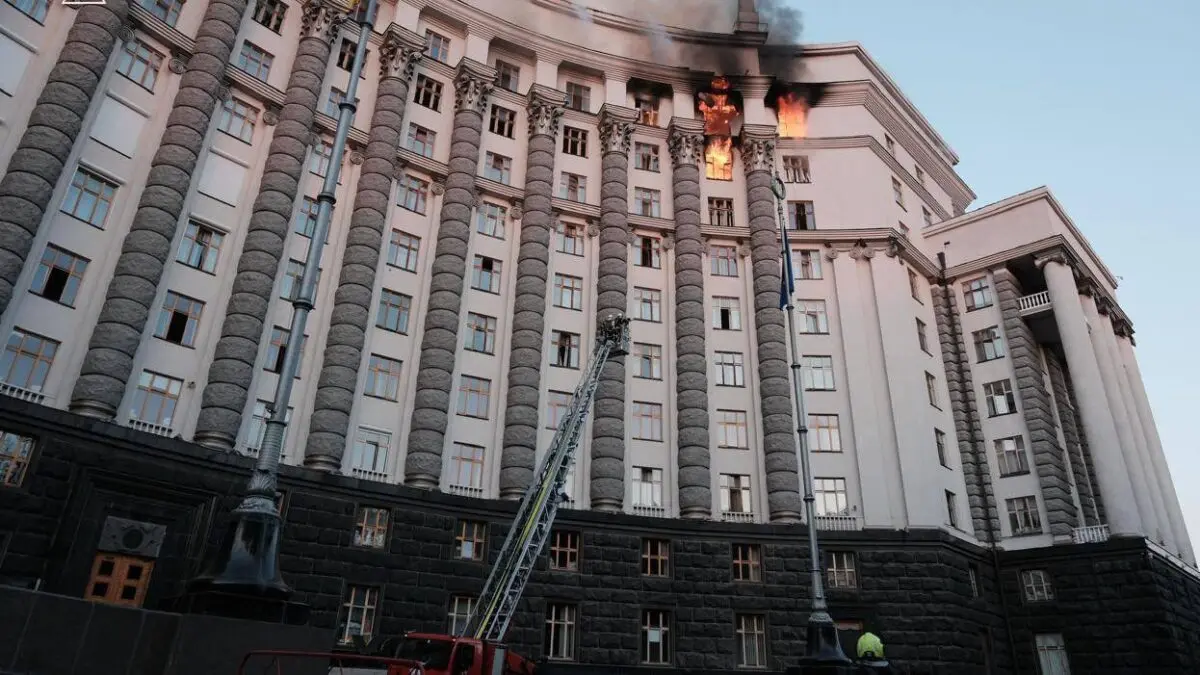 Russia Fires Over 800 Drones, 13 Missiles On Ukraine; Government Building in Kyiv Struck