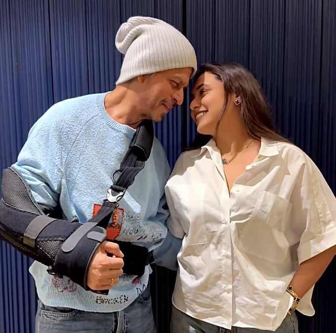 Shah Rukh Khan’s Surprise Reel With Rani Mukerji Leaves Netizens In Awe