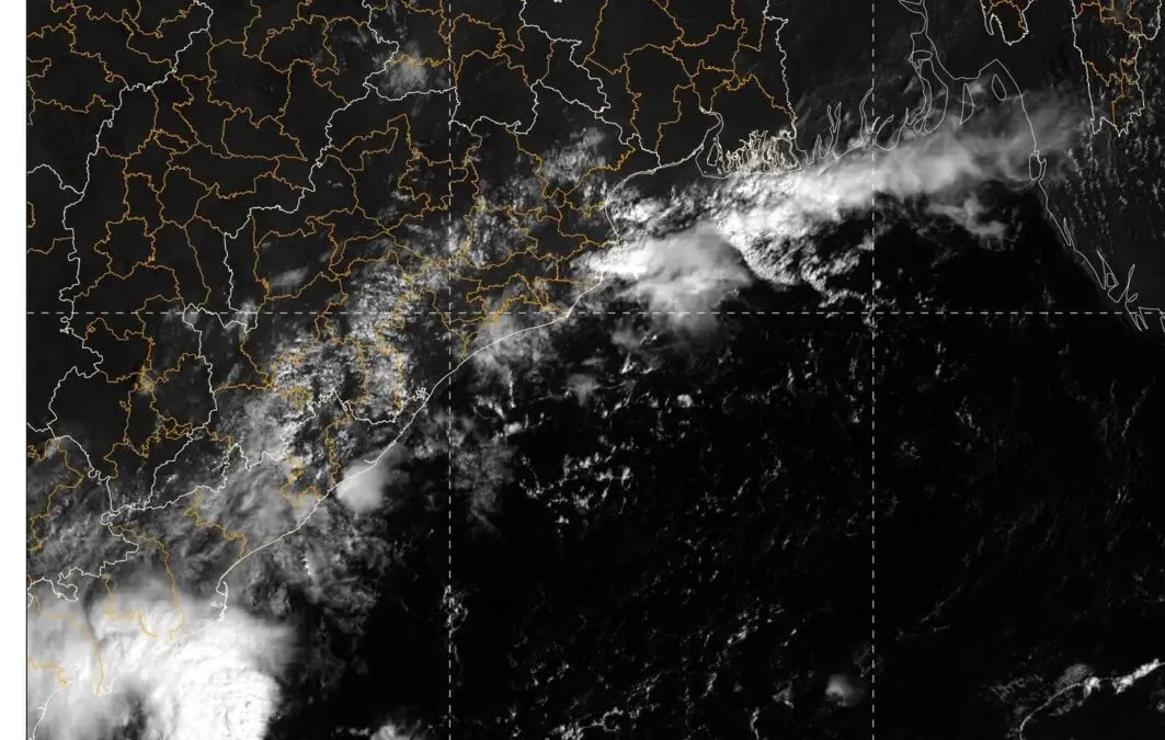 Is Odisha Bracing For Cyclone? IMD DG Clarifies Impact Of Likely Depression  Over Bay | OdishaBytes