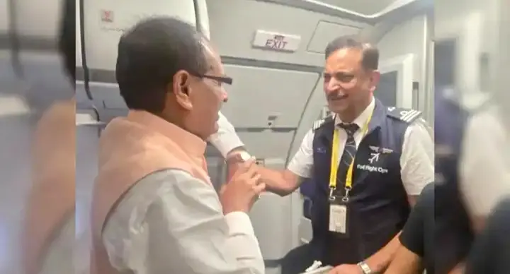 Union Minister Expresses Delight On Finding MP As Co-Pilot Of His Flight To Delhi