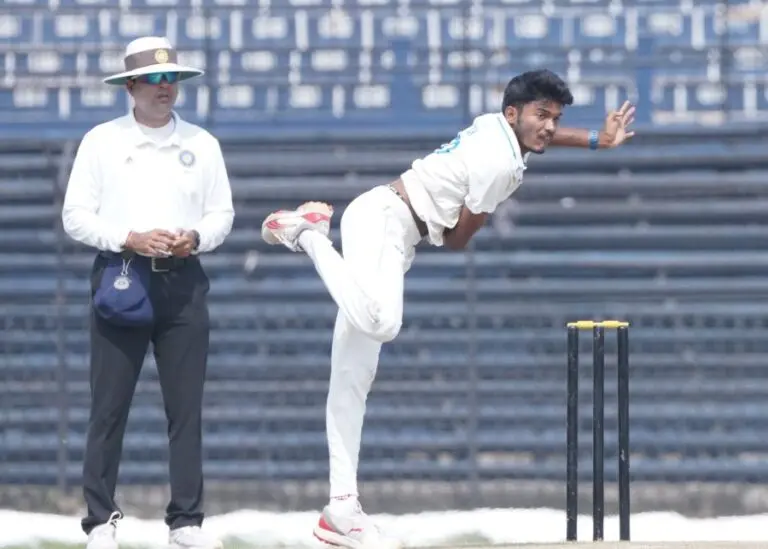 #Odisha implode on final day to suffer #inningsdefeat against Andhra in #Ranjiclash at Cuttack's #BarabatiStadium #odishabytesnews #Odishabytes https://odishabytes.com/ranji-trophy-odisha-crash-to-innings-defeat-after-losing-5-wkts-for-2-runs-at-barabati-stadium/