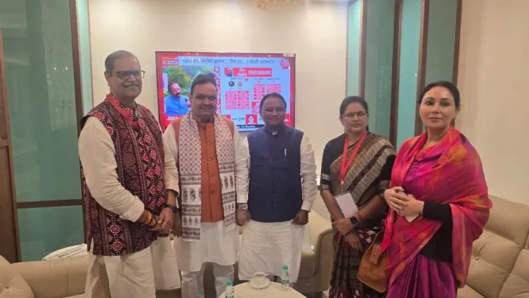 Odisha CM Mohan Majhi Lauds Nitish Kumar’s Inspirational Leadership As He Takes Oath For 10th Time