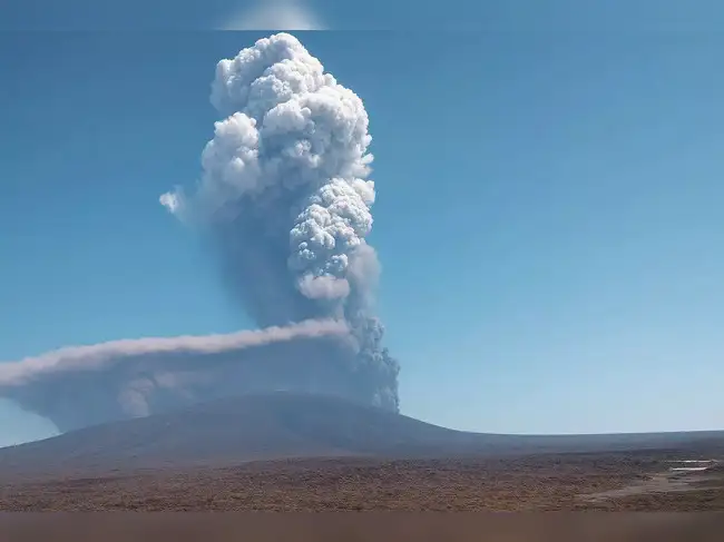 Ethiopian volcano erupts