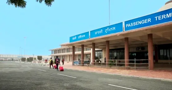 Two British Medicos Nabbed After Crossing Into India From Nepal; British High Commission intervenes