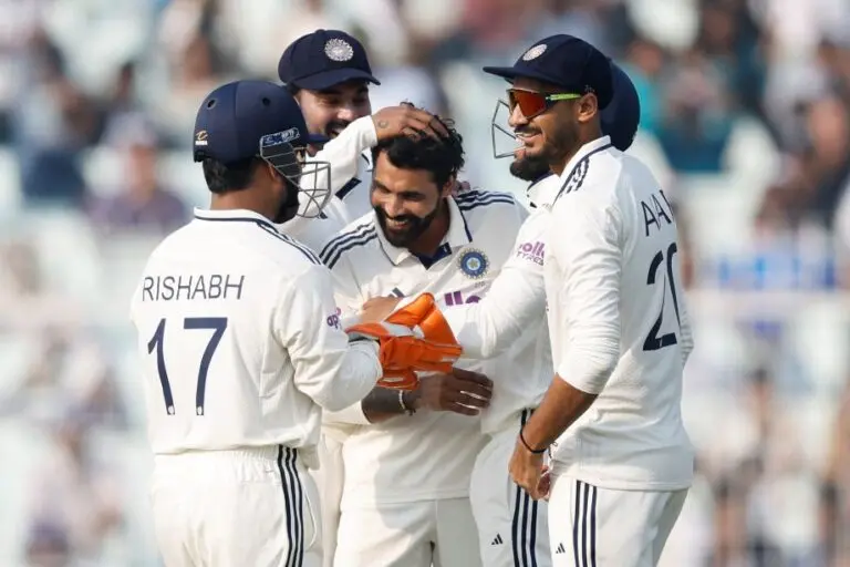 Ravindra Jadeja 4 wickets