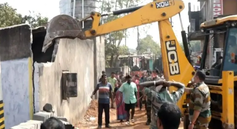 Tension In Bhubaneswar’s Salia Sahi Over Eviction Drive For Road Project