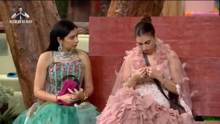 Bigg Boss 19: Farrhana Bhatt Confronts Tanya Mittal About Her Feelings For Amaal Mallik