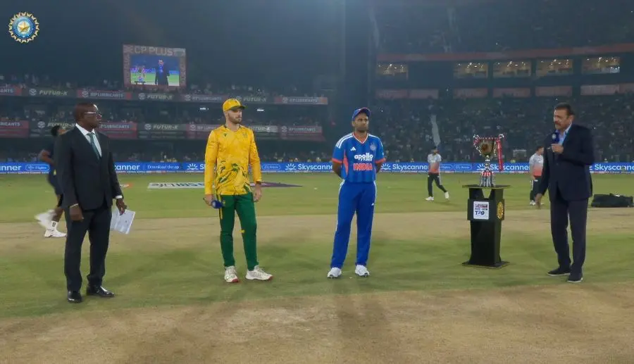 Barabati T20 toss