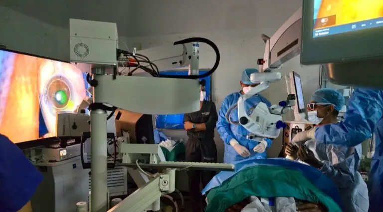 Landmark Opthalmology Surgery At R&R Hospital In Delhi Brings Hope To Armed Forces Personnel With Glaucoma