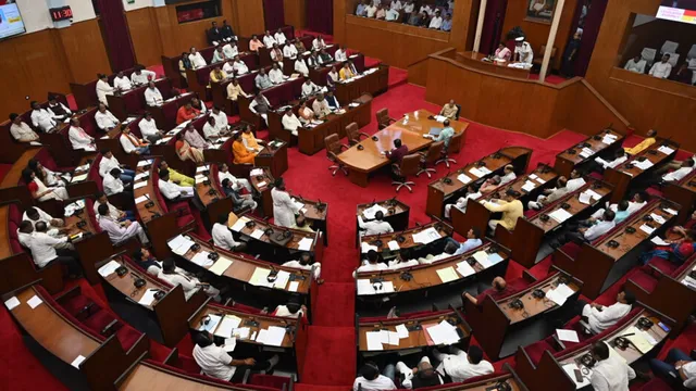 Odisha Assembly Passes Bill Allowing Women To Work Night Shifts In Shops, 10-Hour Workdays