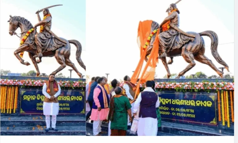 Odisha CM Unveils Revolutionary Dharanidhar Naik’s Statue In Keonjhar