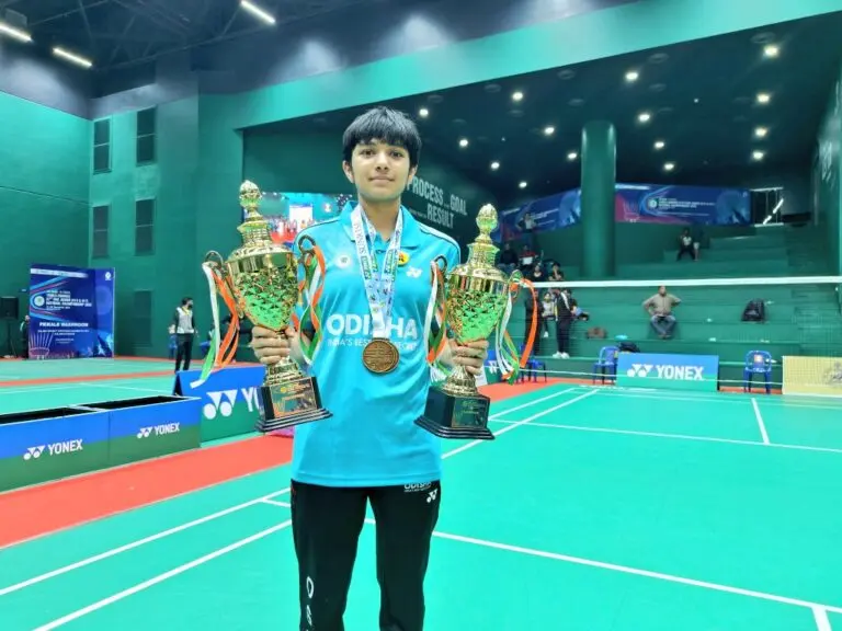 Tanvi Patri double crown