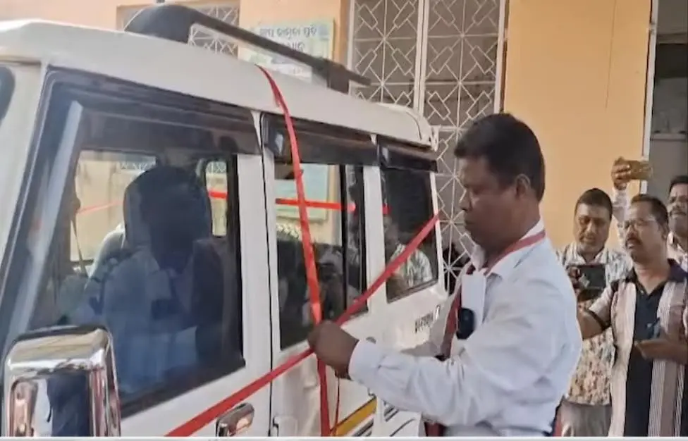 Odisha Tehsildar’s Official Vehicle, Furniture Seized Over Unpaid Land Acquisition Compensation