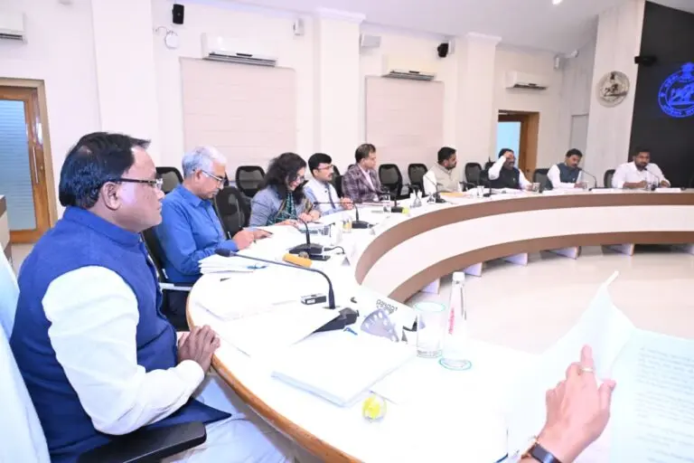 Odisha Cabinet Clears New Pharma & MedTech Policy, 2 Schemes For Handloom, Silk Sectors