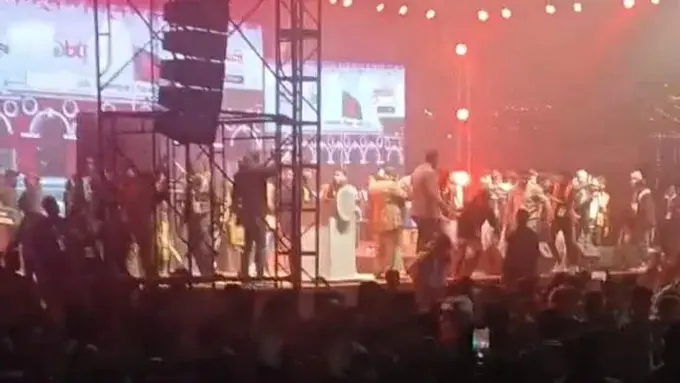 Bangladesh Concert By Rock Icon James Cancelled After Mob Attack