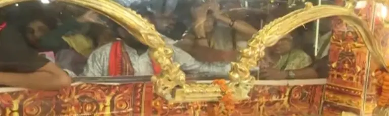 Devotees Throng Puri Jagannath Temple As Golden Bow Of Shri Ram Begins Parikrama Before Ayodhya Journey