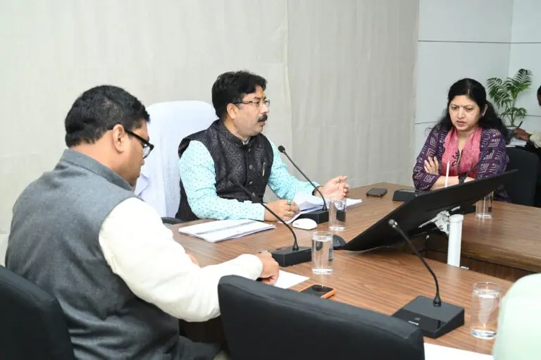 Odisha Minister Asks Officers To Upkeep Statues Of Eminent Persons Installed In Parks