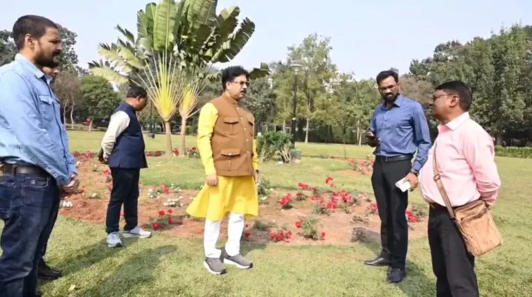 Minister Slams Poor Maintenance During Surprise Visit To Bhubaneswar’s IG Park
