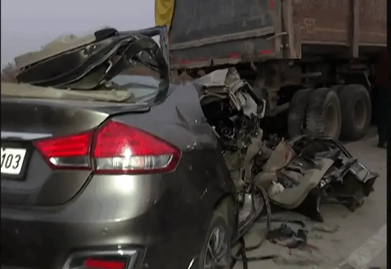 3 Killed As Car Rams Into Truck Parked Along NH-55 In Odisha’s Sambalpur