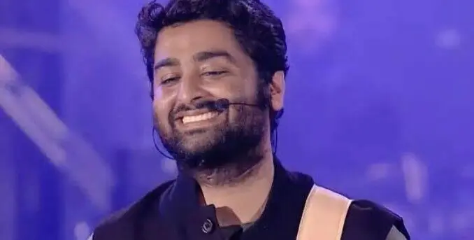 Fans Shell-Shocked As Arijit Singh Announces Retirement From Playback Singing
