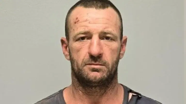 Police Hunt For Suspect Involved in Fatal Shootings In Australian Town