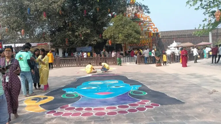 No Pass Mismanagement, Rituals Proceeding Smoothly At Lingaraj Temple: Odisha Law Minister