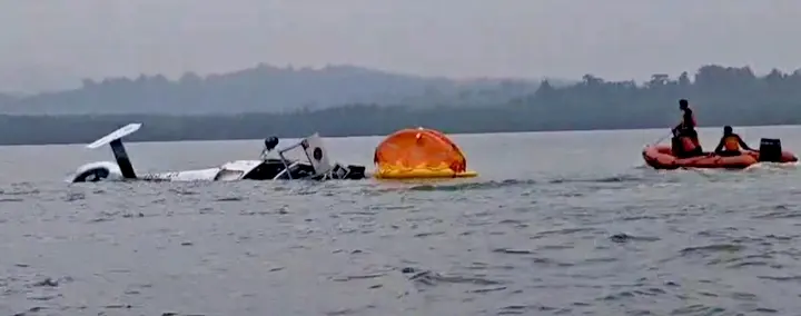 Miraculous Escape For Passengers And Crew After Pawan Hans Helicopter Makes Emergency Landing At Sea In The Andamans