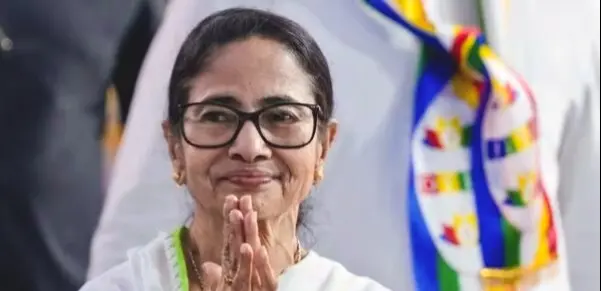 Mamata Announces ‘Pink Booths’, Mobile Patrol Teams To Boost Women’s Safety In Kolkata
