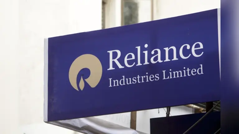 Reliance to buy Venezuelan oil