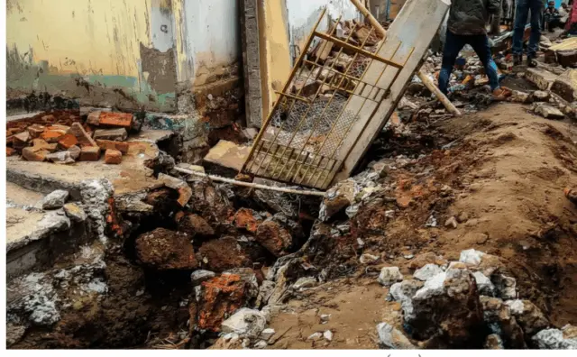 2 Workers Killed, 4 Critical As Boundary Wall Collapses In Bhubaneswar