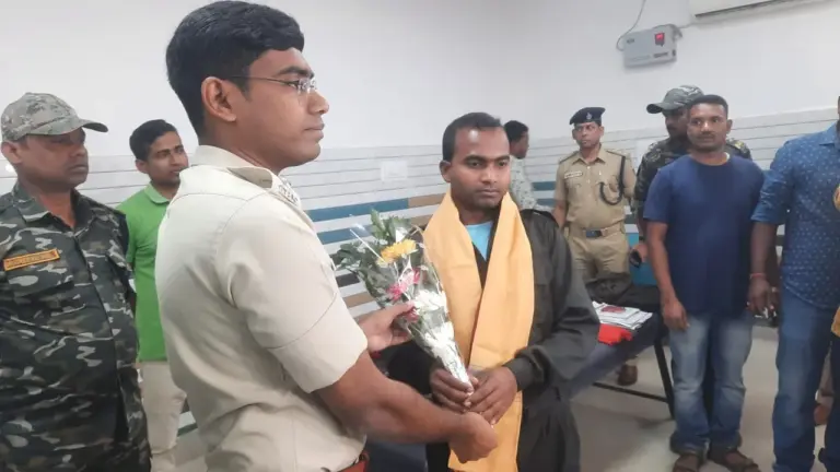 Hardcore Maoist With Rs 21 Lakh Bounty Surrenders In Odisha’s Malkangiri